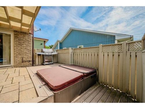 2358 Cavendish Drive, Burlington, ON - Outdoor With Deck Patio Veranda With Exterior