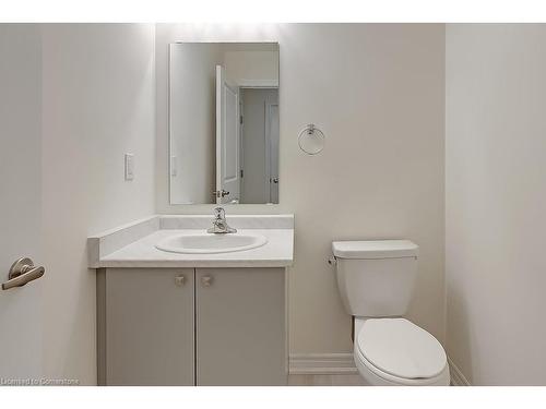 16-40 Zinfandel Drive, Stoney Creek, ON - Indoor Photo Showing Bathroom