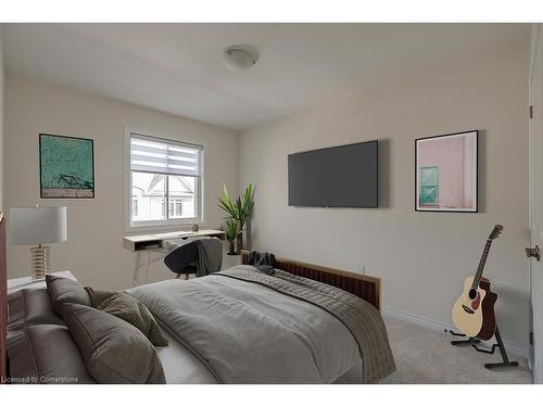 16-40 Zinfandel Drive, Stoney Creek, ON - Indoor Photo Showing Bedroom