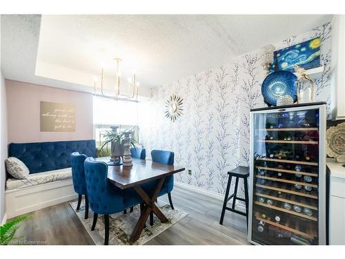 614-500 Green Road, Stoney Creek, ON - Indoor Photo Showing Dining Room