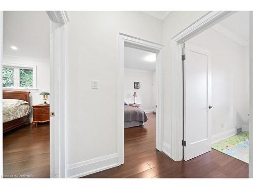 403 Hess Street S, Hamilton, ON - Indoor Photo Showing Bedroom