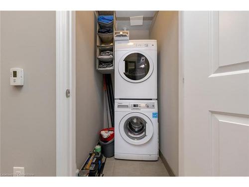 207-10 Esplanade Lane, Grimsby, ON - Indoor Photo Showing Laundry Room