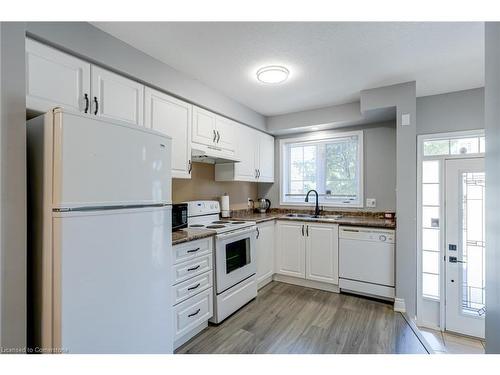 9-1328 Upper Sherman Avenue, Hamilton, ON - Indoor Photo Showing Kitchen With Double Sink