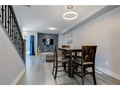 9-1328 Upper Sherman Avenue, Hamilton, ON - Indoor Photo Showing Dining Room