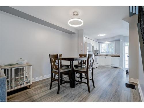 9-1328 Upper Sherman Avenue, Hamilton, ON - Indoor Photo Showing Dining Room