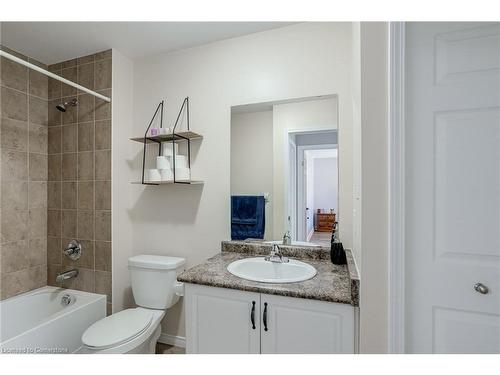 9-1328 Upper Sherman Avenue, Hamilton, ON - Indoor Photo Showing Bathroom