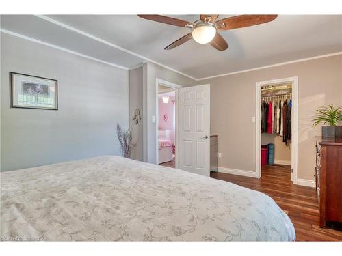 25 Cork Crescent, Brantford, ON - Indoor Photo Showing Bedroom