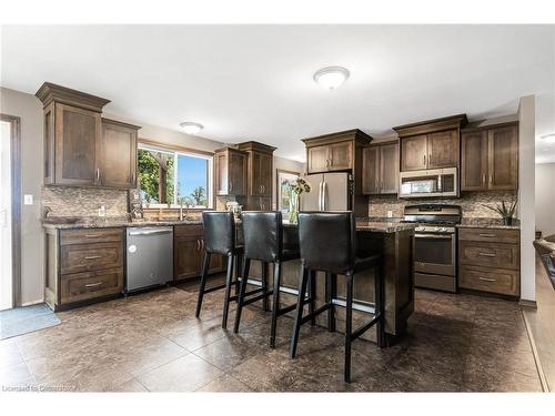 6929-6937 Conc 4 Road, West Lincoln, ON - Indoor Photo Showing Kitchen With Stainless Steel Kitchen With Upgraded Kitchen