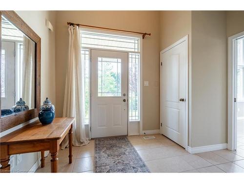 55 Landscapes Trail, Ancaster, ON - Indoor Photo Showing Other Room