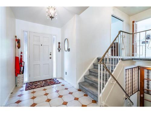 1465 Westbury Avenue, Burlington, ON - Indoor Photo Showing Other Room