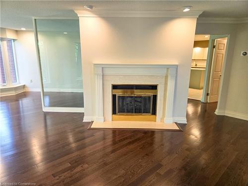 2220 Lakeshore Road, Burlington, ON - Indoor Photo Showing Living Room With Fireplace