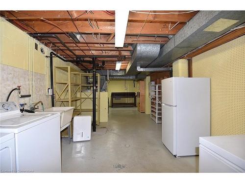 350 Fennell Avenue E, Hamilton, ON - Indoor Photo Showing Laundry Room