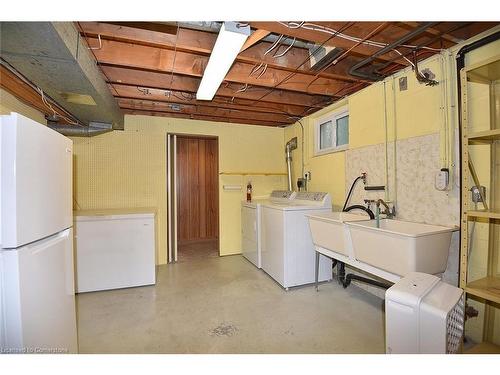 350 Fennell Avenue E, Hamilton, ON - Indoor Photo Showing Laundry Room