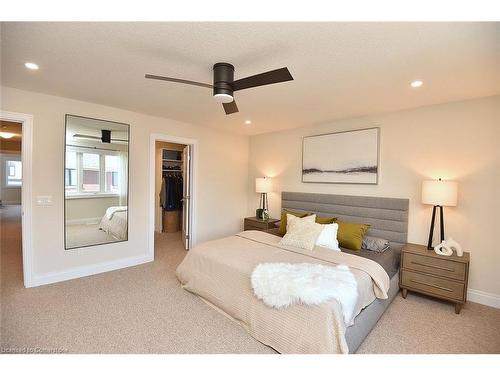 40 Kenesky Drive, Waterdown, ON - Indoor Photo Showing Bedroom