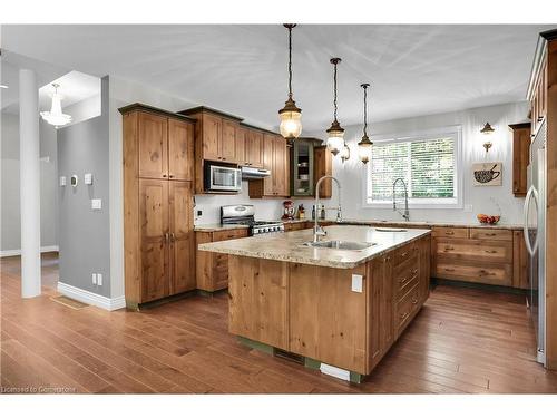 9 Alves Lane, Seguin, ON - Indoor Photo Showing Kitchen