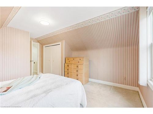 56 West 1St Street, Hamilton, ON - Indoor Photo Showing Bedroom