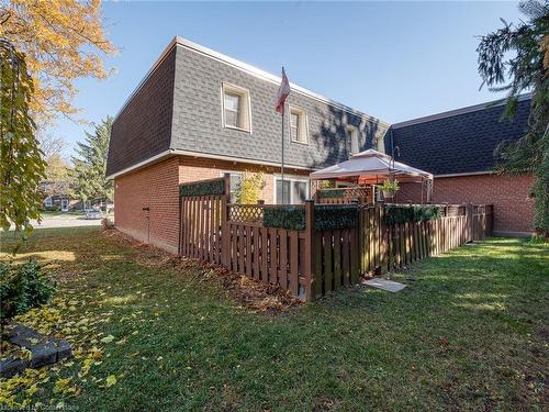 1-594 Durham Crescent, Woodstock, ON - Outdoor