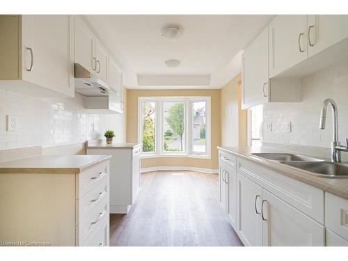 19-503 Highway 8 Highway, Stoney Creek, ON - Indoor Photo Showing Kitchen With Double Sink