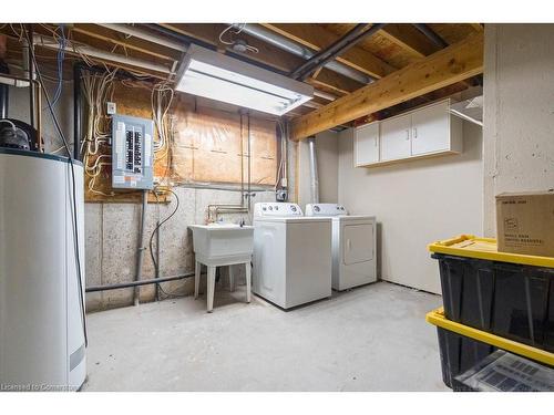 19-503 Highway 8 Highway, Stoney Creek, ON - Indoor Photo Showing Laundry Room