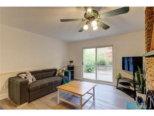 2141 Cartier Crescent, Burlington, ON - Indoor Photo Showing Living Room With Fireplace