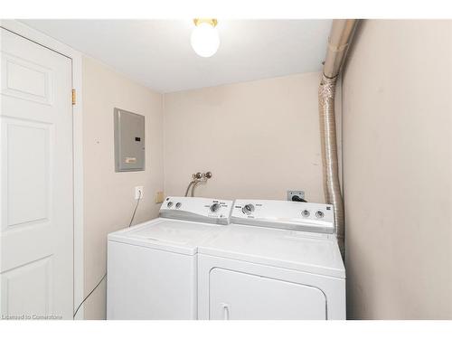 B405-216 Plains Road W, Burlington, ON - Indoor Photo Showing Laundry Room