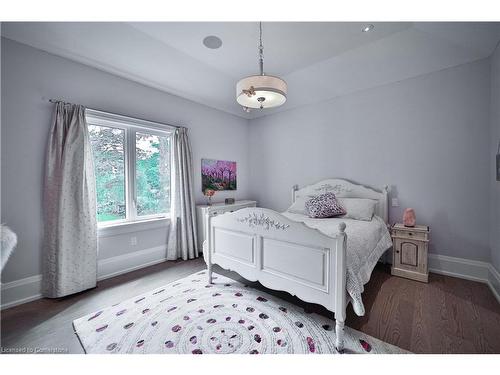 298 Shoreview Road, Burlington, ON - Indoor Photo Showing Bedroom