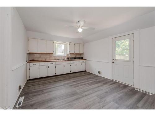 51 Baldwin Avenue, Brantford, ON - Indoor Photo Showing Kitchen With Double Sink