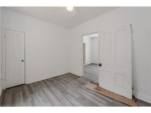 51 Baldwin Avenue, Brantford, ON - Indoor Photo Showing Other Room