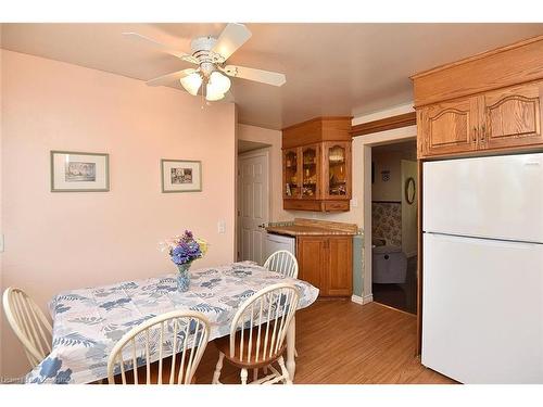 1 Eastview Avenue, Hamilton, ON - Indoor Photo Showing Dining Room