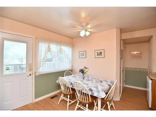 1 Eastview Avenue, Hamilton, ON - Indoor Photo Showing Dining Room