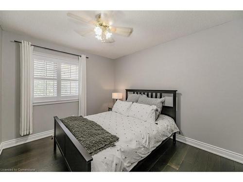 83-3333 New Street, Burlington, ON - Indoor Photo Showing Bedroom