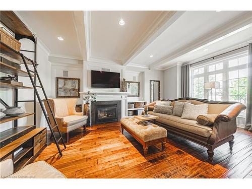 178 Brookhaven Court, Welland, ON - Indoor Photo Showing Living Room With Fireplace