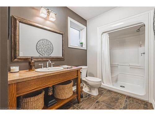 178 Brookhaven Court, Welland, ON - Indoor Photo Showing Bathroom