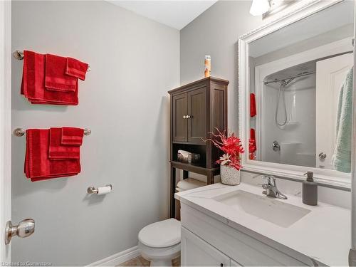 6 Kim Lane, Waterford, ON - Indoor Photo Showing Bathroom