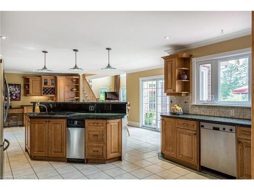 57 Kennedy Road, Caledon, ON - Indoor Photo Showing Kitchen