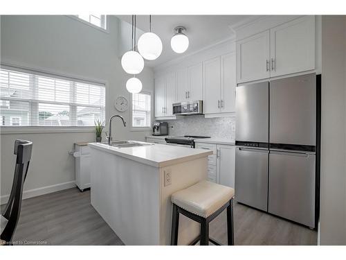 7B Shores Lane, Crystal Beach, ON - Indoor Photo Showing Kitchen