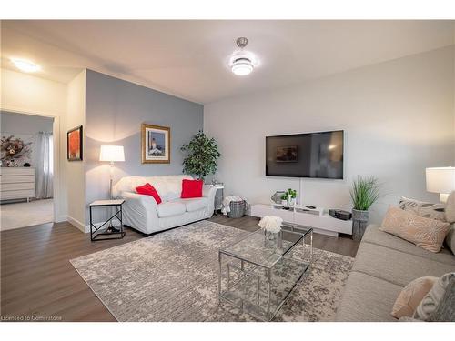 7B Shores Lane, Crystal Beach, ON - Indoor Photo Showing Living Room