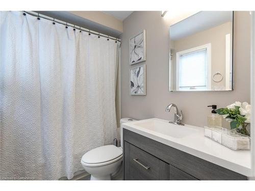 48 Karsh Crescent, Hamilton, ON - Indoor Photo Showing Bathroom