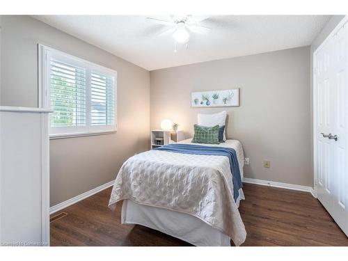 48 Karsh Crescent, Waterdown, ON - Indoor Photo Showing Bedroom