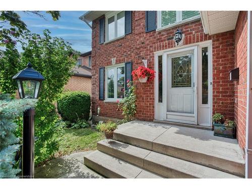 48 Karsh Crescent, Hamilton, ON - Outdoor