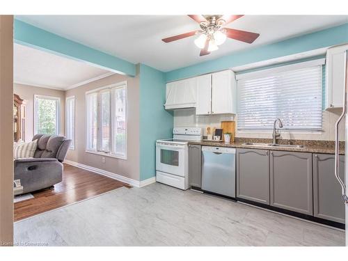 48 Karsh Crescent, Hamilton, ON - Indoor Photo Showing Kitchen With Double Sink