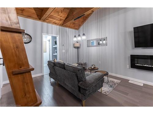 329 Main Street W, Hamilton, ON - Indoor Photo Showing Living Room With Fireplace