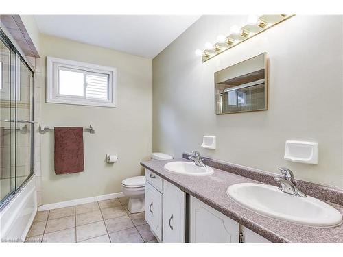 2163 Alconbury Crescent, Burlington, ON - Indoor Photo Showing Bathroom