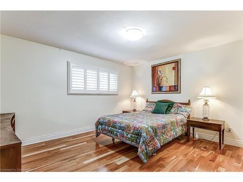 2163 Alconbury Crescent, Burlington, ON - Indoor Photo Showing Bedroom