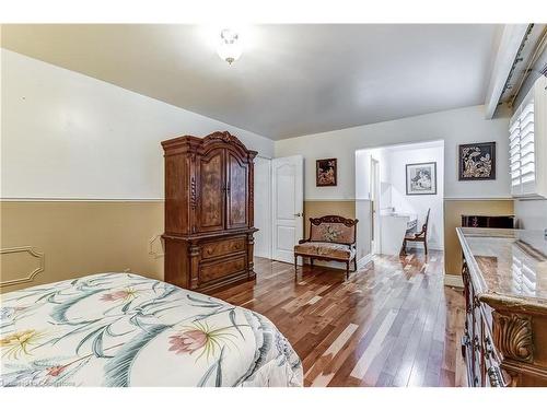 2163 Alconbury Crescent, Burlington, ON - Indoor Photo Showing Bedroom