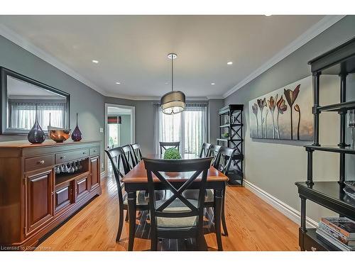 1407 Bayshire Drive, Halton, ON - Indoor Photo Showing Dining Room