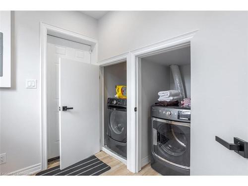 1-88 Tisdale Street S, Hamilton, ON - Indoor Photo Showing Laundry Room