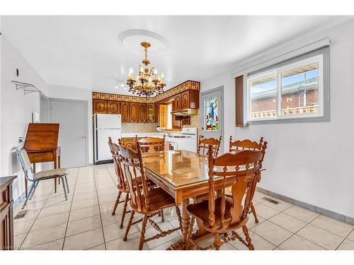 48 Crawford Drive, Hamilton, ON - Indoor Photo Showing Dining Room