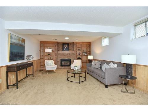 4 Joya Place, Dundas, ON - Indoor Photo Showing Living Room With Fireplace