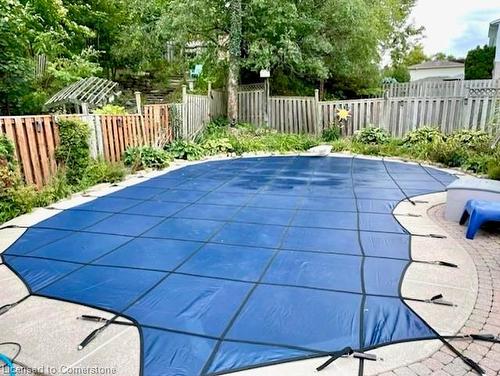 4 Joya Place, Dundas, ON - Outdoor With In Ground Pool With Backyard